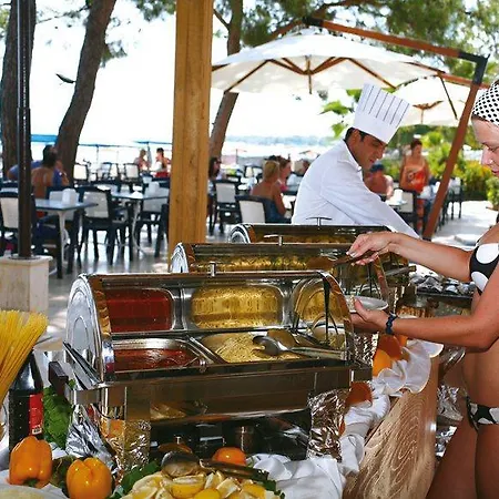 Rezort Catamaran Quality Times Kemer